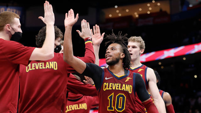 里从肋部斜 里从肋部斜