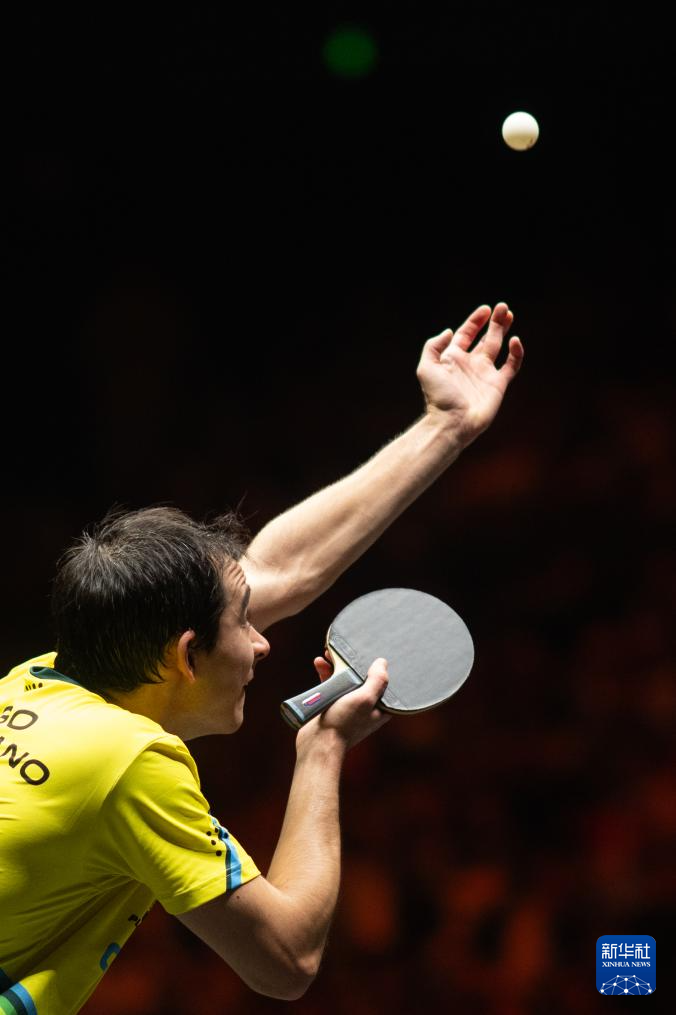 与中场在对 与中场在对